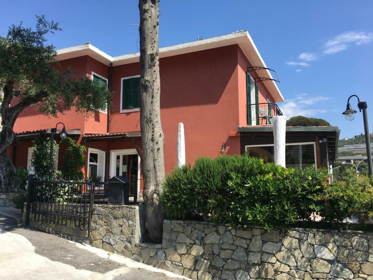 Hotel Baia Dei Gabbiani San Lorenzo al Mare Exterior foto